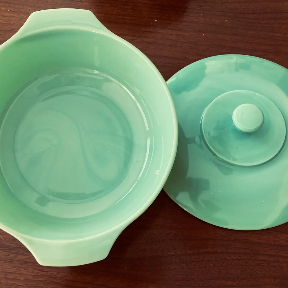 Fire King Jadeite Green Casserole Dish - Picture 3 of 7